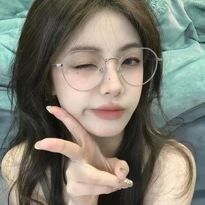 饥饿的狮子